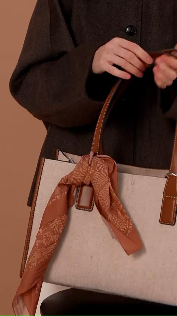From Neck to Bag
